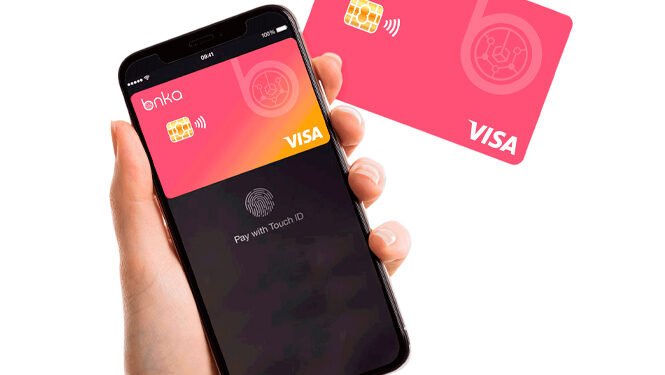 Una fintech creada por migrantes latinos quiere romper el negocio de las remesas y las transferencias bancarias