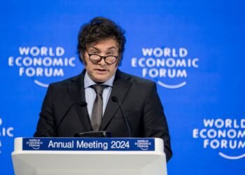 Javier Milei luego de estar en la asunción de Trump viaja rumbo a Suiza para disertar en el foro económico de Davos