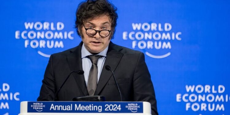 Javier Milei luego de estar en la asunción de Trump viaja rumbo a Suiza para disertar en el foro económico de Davos