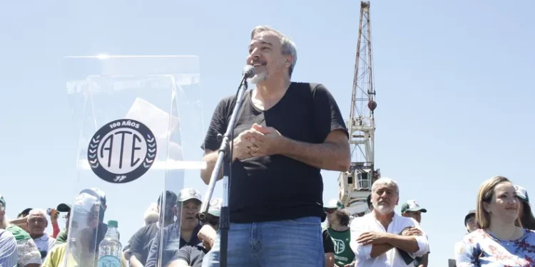 ATE rechazó la baja de retenciones al campo y advirtió que puede implicar nuevos despidos en el Estado