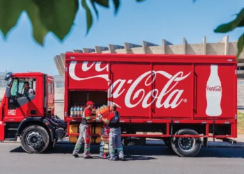 Duro golpe para Coca-Cola: retira productos por exceso de clorato