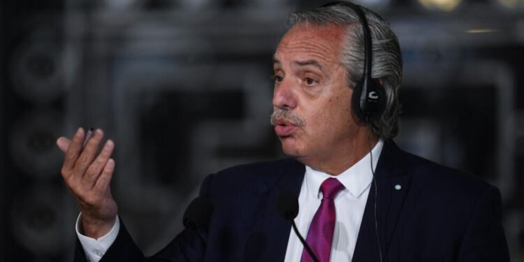 Alberto Fernandez volvió a rechazar las acusaciones de violencia de género en su contra