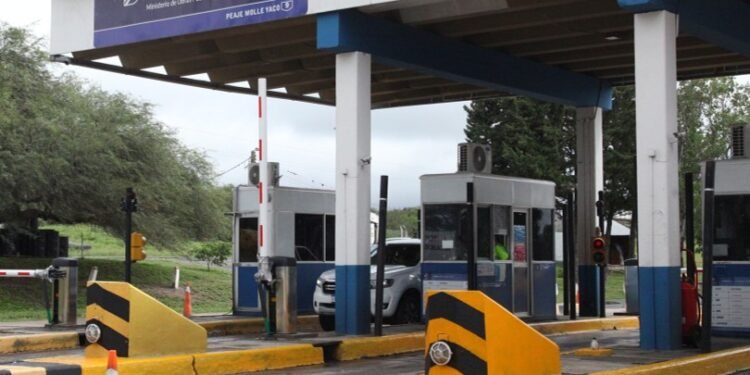 El Gobierno anunció la privatización de Corredores Viales