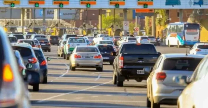 El Gobierno oficializó la privatización de Corredores Viales SA: así será el nuevo sistema de rutas y peajes en el país