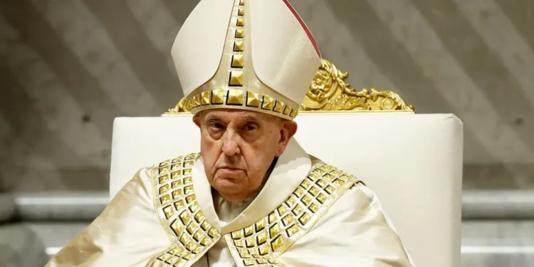 Salud del papa Francisco: descansó bien durante la noche y mostró una leve mejoría