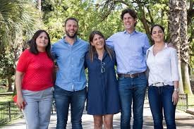 Martín Lousteau en reunión con vecinos de Villa Devoto: “Hay que defender la Constitución frente a los atropellos autoritarios”