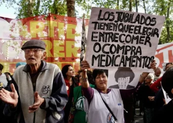 Anticipándose a la marcha de jubilados, la Defensoría del Pueblo presentó un hábeas corpus preventivo buscando “proteger” a los manifestantes