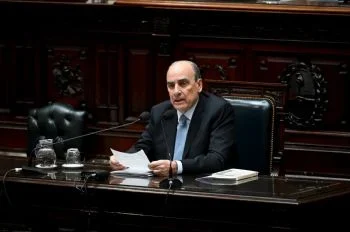 El Gobierno presenta informe en medio de amago de desplante