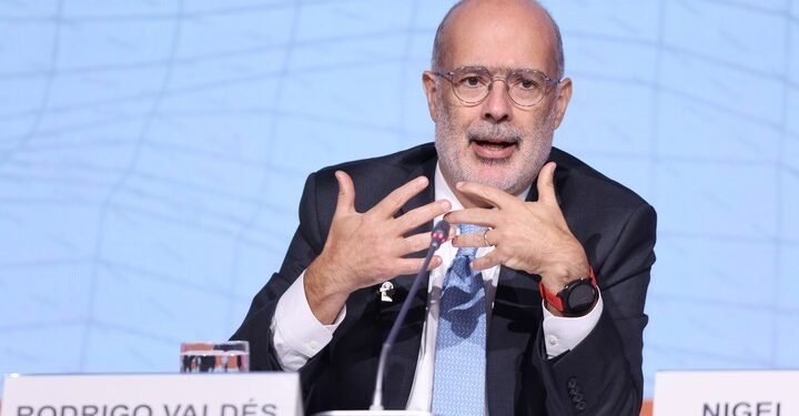 FMI no toma partido, afirma Valdés tras dichos