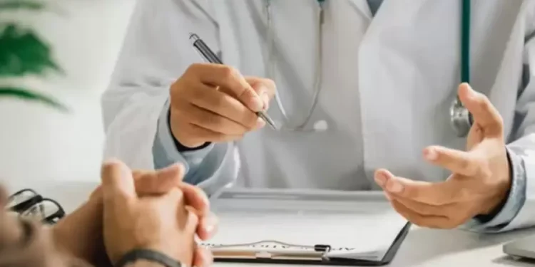 Examen único: oficializan reforma en residencias médicas.