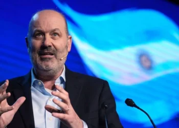 Sturzenegger contra gobernadores por “motosierra”