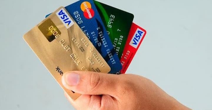 “Dólares del colchón”: ARCA insiste en informes del exterior.