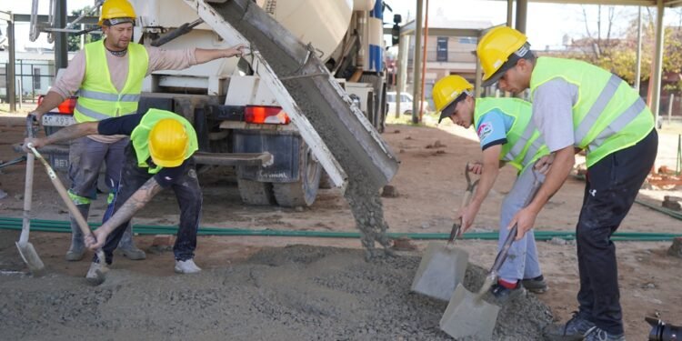 AVANZA LA CONSTRUCCIÓN DEL HOSPITAL DE MARIANO ACOSTA