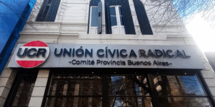 UCR Buenos Aires decide frente sin PRO ni La Libertad Avanza.