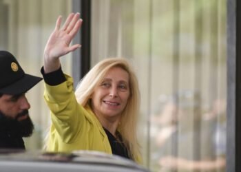 Karina Milei defiende LLA: “El kirchnerismo, el rival”.