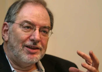 Claudio Loser alerta al Gobierno por el dólar.