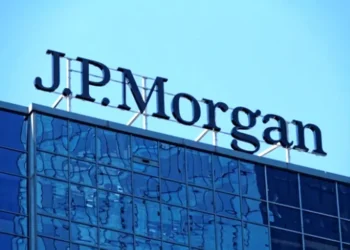 Invertir en Argentina, recomienda JP Morgan tras aval a Milei.