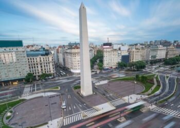 Argentina sigue en el top 10 de inflación.