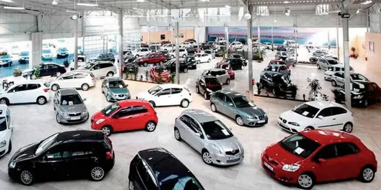 Julio: Autos superan a motos en ventas.