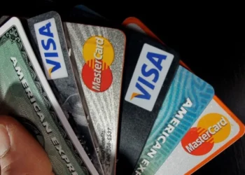 Mitad de argentinos usa crédito en súper: UBA advierte.