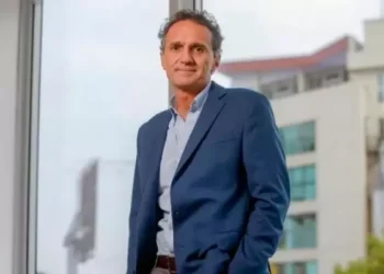 Desafío de Katopodis a Milei: Voto para frenarlo.