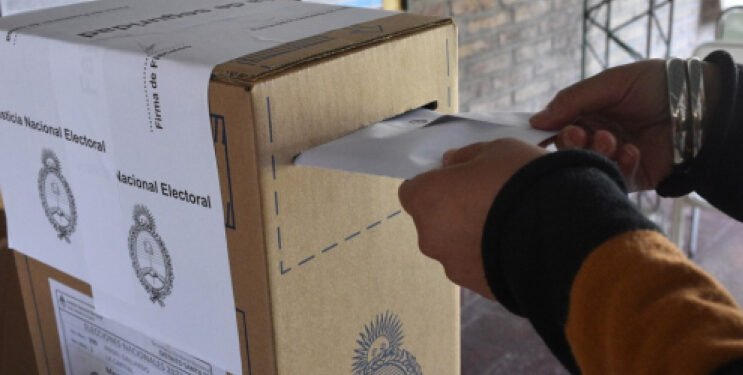 Peronismo en Entre Ríos: Cuatro listas para la elección histórica.