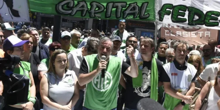 Victoria en el Senado: ATE insta a la continuidad de la lucha.