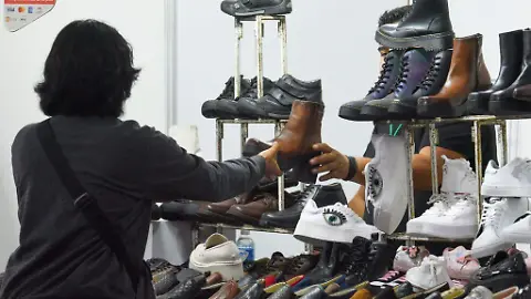 Tormenta en el sector textil: Shein, Temu, algodón, bajas ventas.