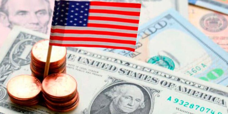 Recesión a la vista en EE. UU.: Advierten sobre economía “estancada”.