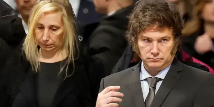 Escándalo de coimas: Karina Milei no lo menciona en Junín, dice “prioridad es la gente”.