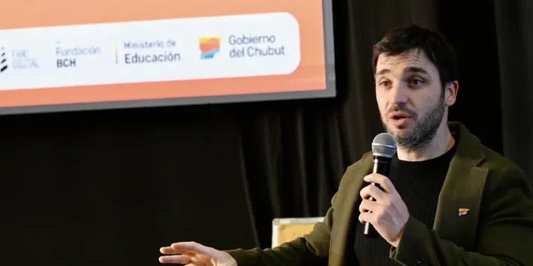 Chubut: Acusan a Ignacio Torres por pagos a empresa digital.