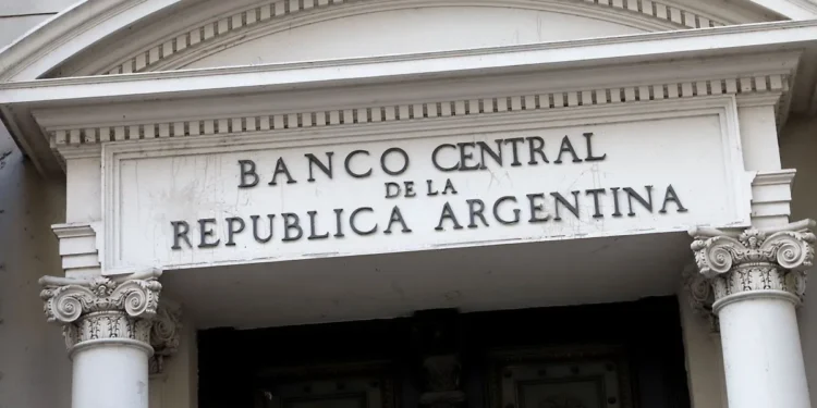 Bancos tensos por nuevos encajes del BCRA.