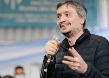 Máximo Kirchner falta en Diputados y monitorea “operativo clamor”.