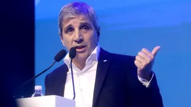 Economía: Caputo asegura estabilidad.
