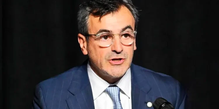 La UIA y 10 puntos para la estabilidad macro.
