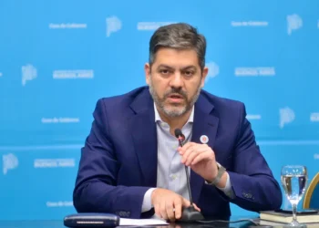 Milei “con pánico a Kicillof”, según Bianco.