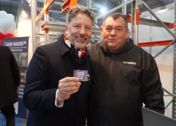 Menéndez recibió a kicillof en la expo “Hecho en merlo”