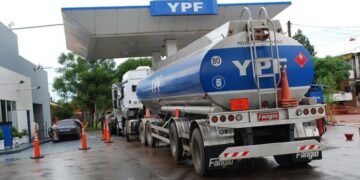 El Gobierno da luz verde a tarifas de YPF.