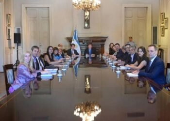 Casa Rosada: Milei con su nuevo Gabinete.