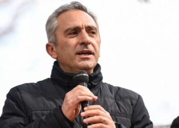 Renovación Peronista: Larroque Respalda la Figura de Kicillof.