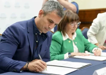 Menem y Bullrich ajustan los detalles de las sesiones.