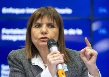 Bullrich acusa a Capitanich por el caso Sena.
