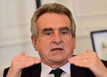 Presti “politiza y empodera a las FF.AA.”, según Rossi.