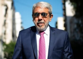 Fernández sobre Milei: “Benefician a empresas, el pueblo no come”.