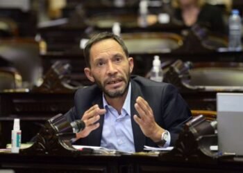 Maniobras secretas antes del token $Libra, según Ferraro.