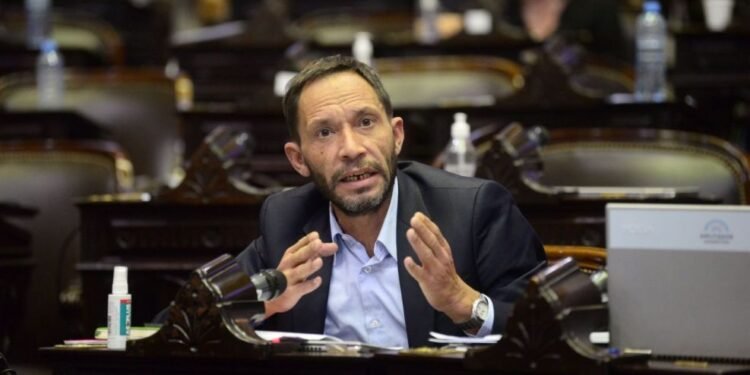 Maniobras secretas antes del token $Libra, según Ferraro.