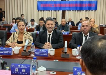 Fuzhou: acuerdo de intercambio económico, deportivo y cultural entre merlo y la provincia de fujian, china