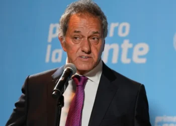 Scioli castiga al INDEC y desata la polémica por el turismo.
