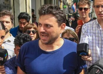 “No eres amigo de la propiedad”: Macri a Grabois.