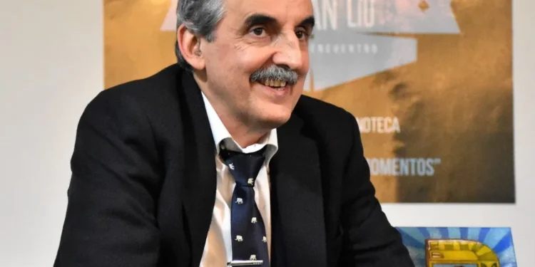 Moreno vs. Sturzenegger por el trabajo argentino.